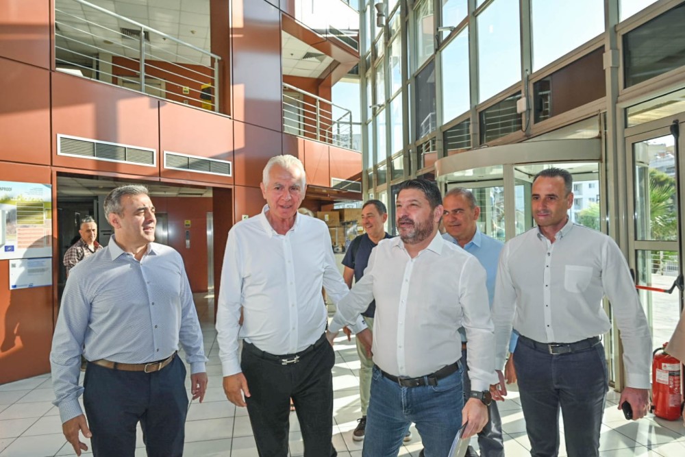 Οι λαϊκές γειτονιές αλλάζουν πρόσωπο: Ο Νίκος Χαρδαλιάς στο Περιστέρι img 20250617 wa0071 1000x667