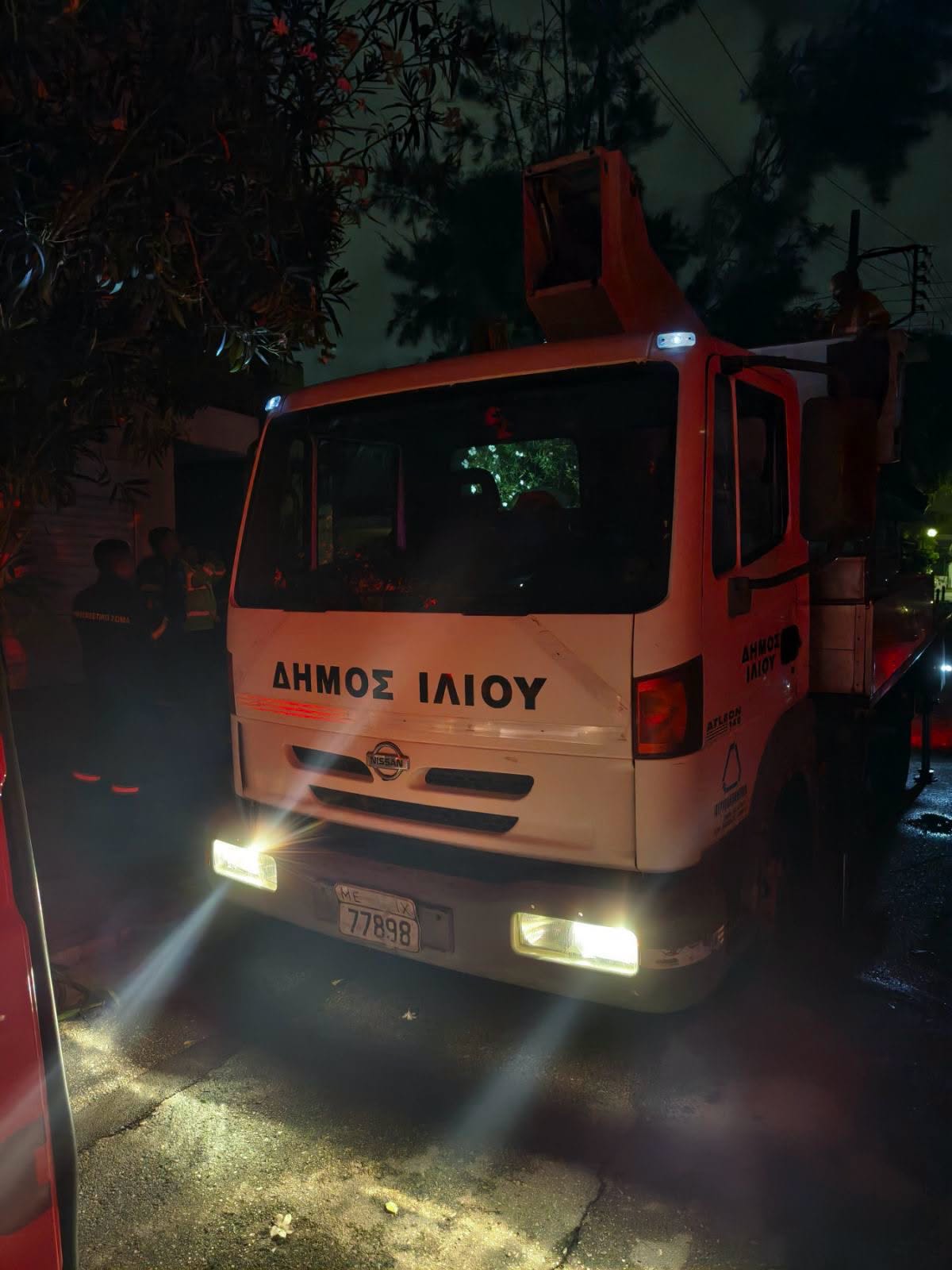 Το Ίλιον άντεξε την κακοκαιρία — άμεση κινητοποίηση του Δήμου από την πρώτη στιγμή
